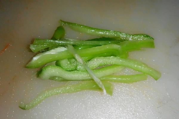 炒胡萝卜的做法图解1