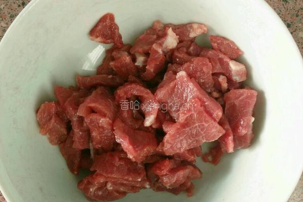 土豆丝炒肉的做法图解2