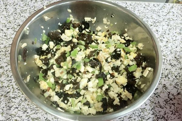 家常豆腐包子的做法图解13