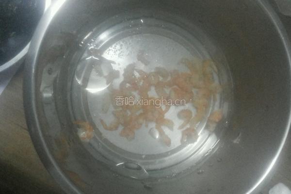 紫菜虾米鸡蛋汤的做法图解2