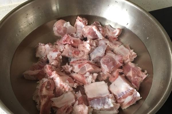 排骨芸豆炖土豆的做法图解4
