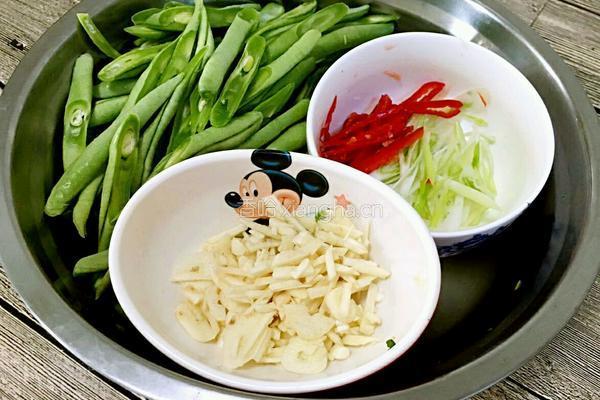 清炒豆角的做法图解2