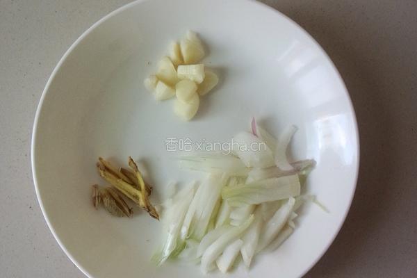 肉丝炒饼的做法图解5