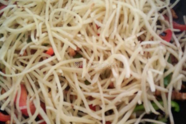 肉丝炒饼的做法图解9