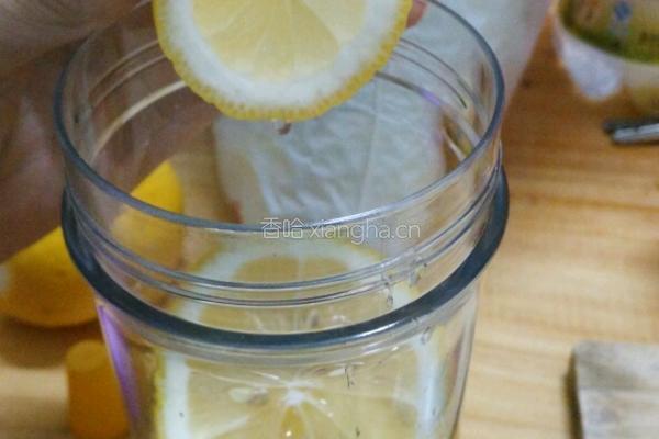 蜂蜜柠檬水的做法图解6