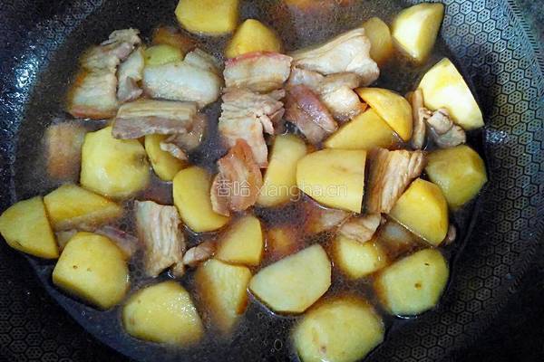 土豆烧肉的做法图解10