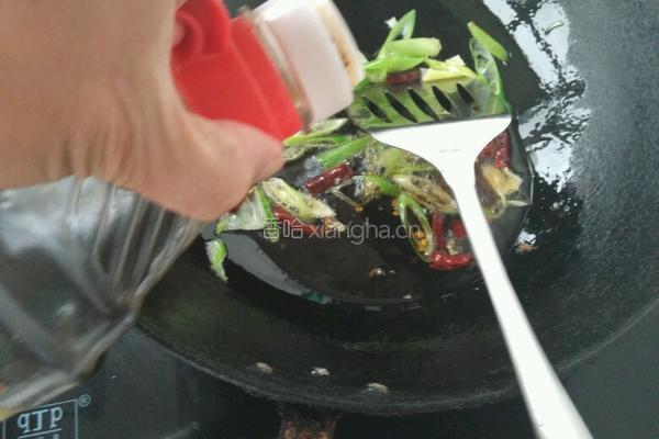 卷心菜炒粉的做法图解4