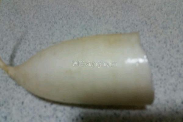 凉拌白萝卜丝的做法图解1