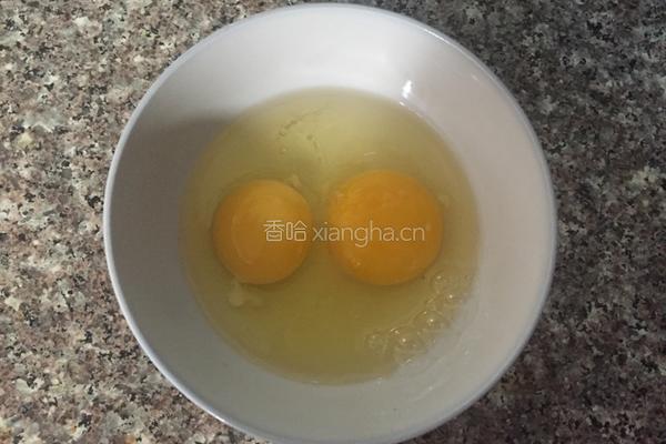 蒸鸡蛋糕的做法图解1