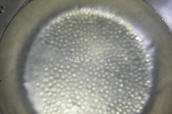 香蕉牛奶西米露的做法图解5
