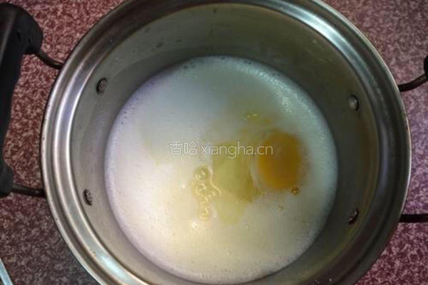 香滑鸡蛋布丁的做法图解3
