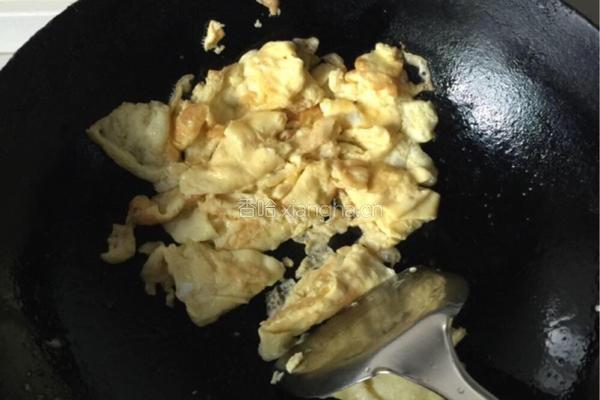 家常蕃茄鸡蛋炖豆腐的做法图解3