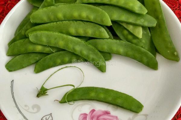 荷兰豆炒肉丝的做法图解1