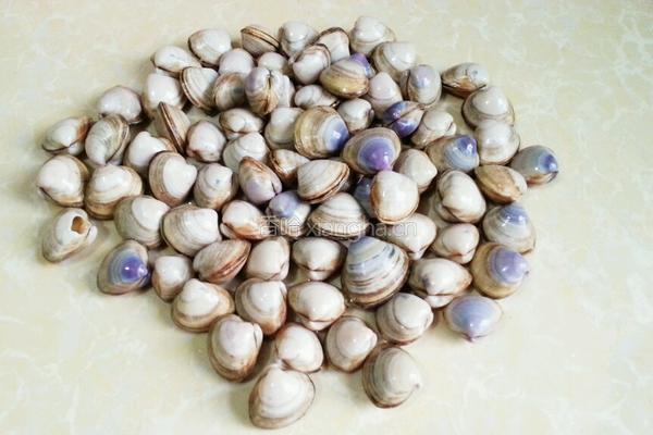 清煮花蛤的做法图解1