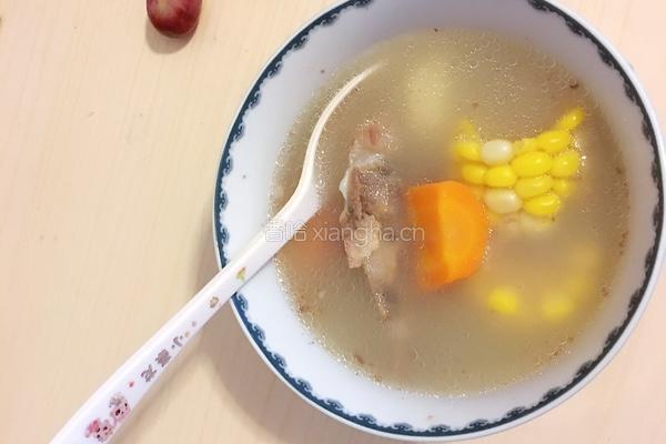 玉米红萝卜马蹄龙骨汤的做法图解4