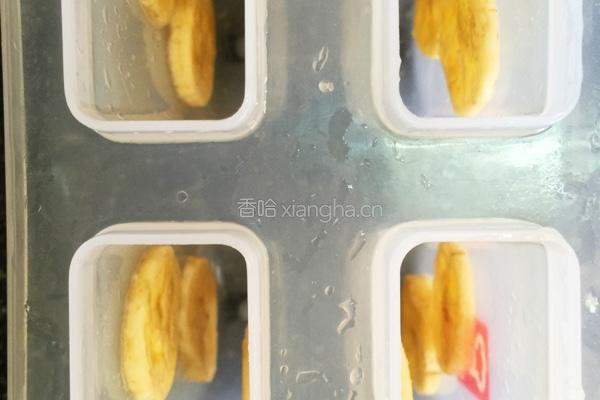 香蕉奶昔冰棒的做法图解6