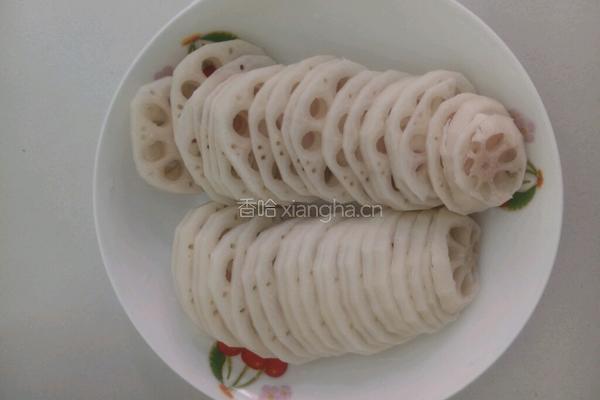 秘制凉拌麻辣藕片的做法图解2