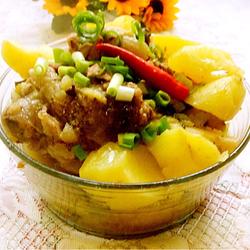 排骨焖土豆的做法[图]