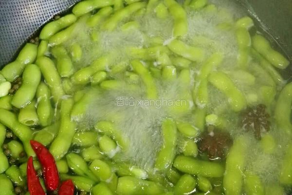 盐水麻辣毛豆的做法图解4