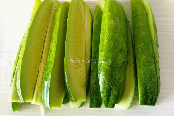 芝麻酱黄瓜条的做法图解3