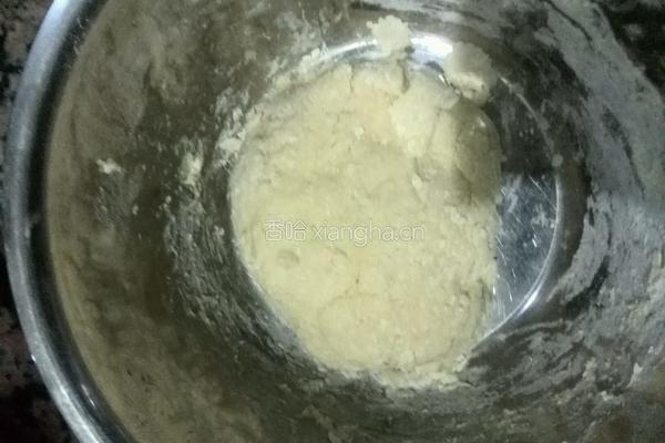 香菇白菜猪肉包的做法图解1
