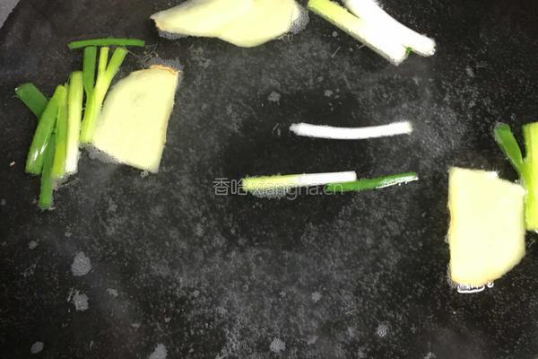 盐水河虾的做法图解2
