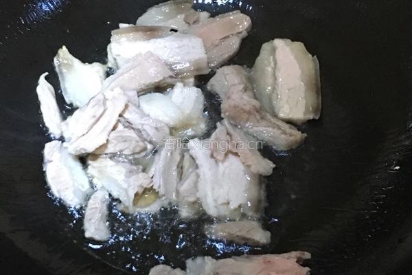 青椒洋葱回锅肉的做法图解3