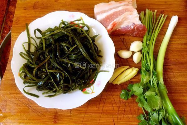 海带烧肉的做法图解1