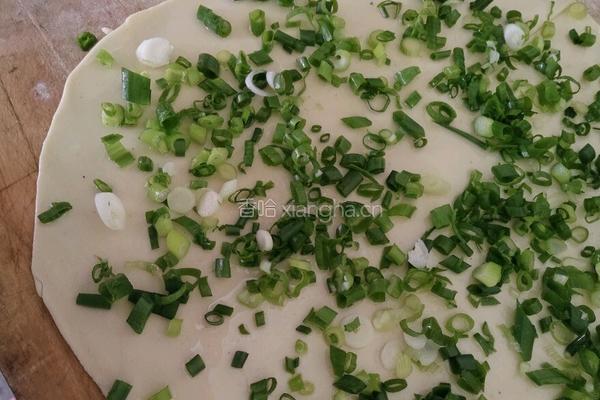 多层葱花烙饼的做法图解4