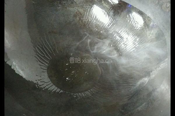 酸菜炒粉条的做法图解3