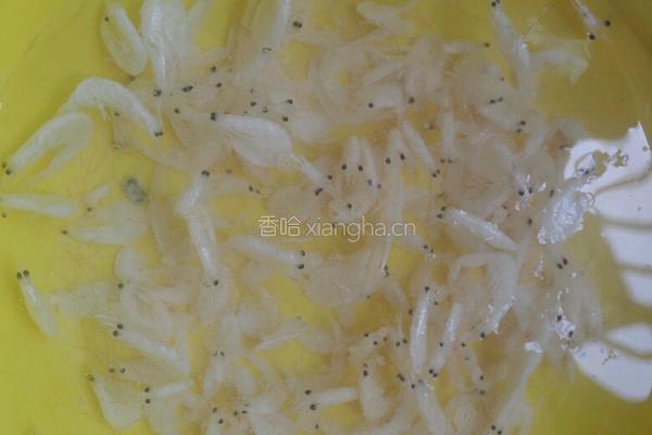 虾米冬瓜海带汤的做法图解1