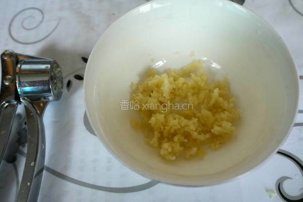 豆豉鲮鱼拌油麦菜的做法图解4