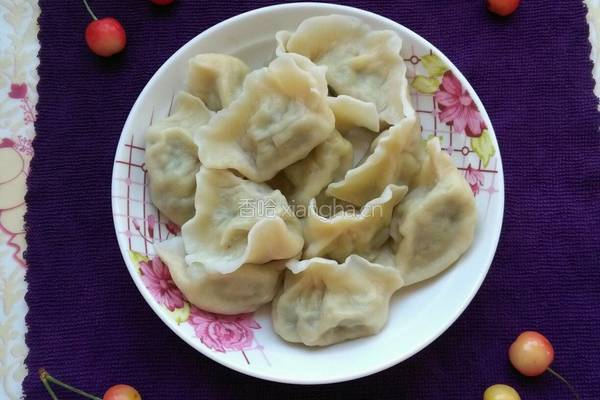 槐花猪肉水饺的做法图解11