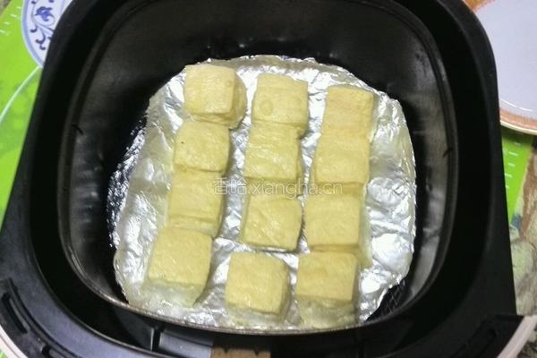 炸臭豆腐的做法图解8