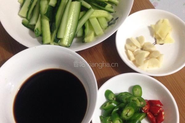 腌黄瓜的做法图解3