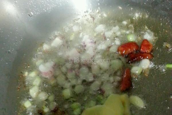 红烧肉焖饭的做法图解4