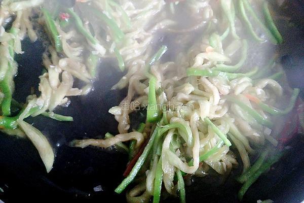辣椒炒茄丝的做法图解9