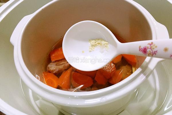 胡萝卜炖排骨的做法图解8