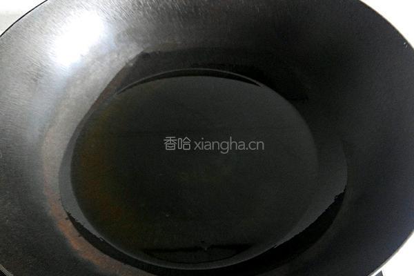 金针菇煮鲫鱼的做法图解2