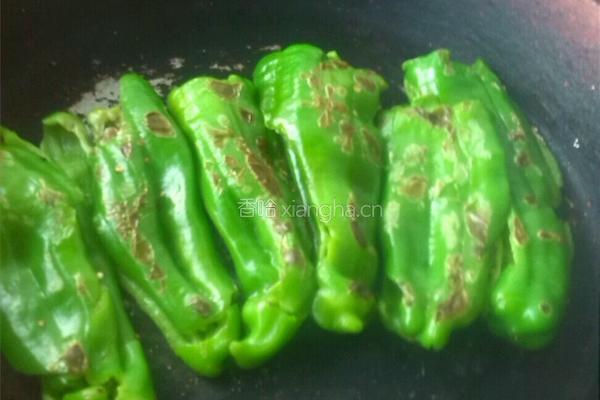 干豆豉煎虎皮青椒的做法图解6