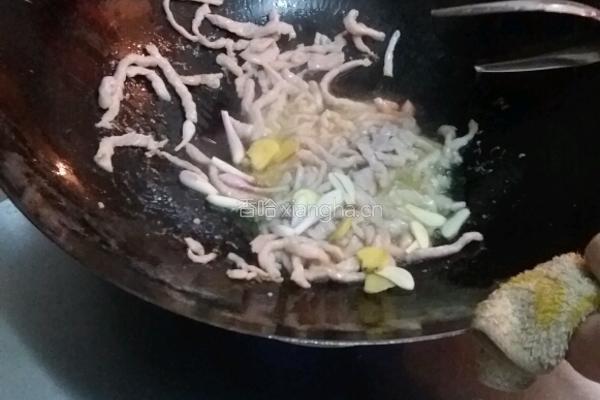 苦瓜炒肉丝的做法图解4