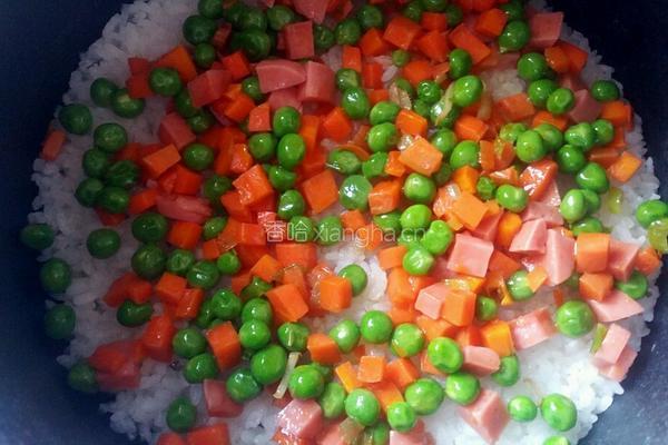 豌豆胡萝卜焖饭的做法图解7