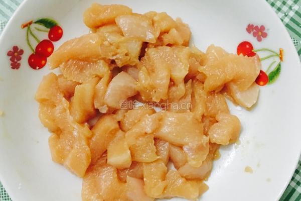 彩椒菠萝鸡丁的做法图解3