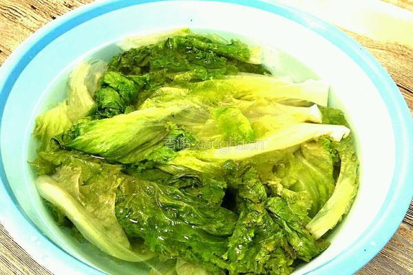 蒜茸蚝油炝生菜的做法图解5