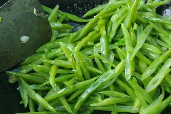 豆角炒肉的做法图解9