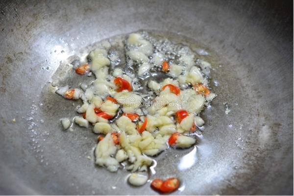 蒜炒茼蒿的做法图解3
