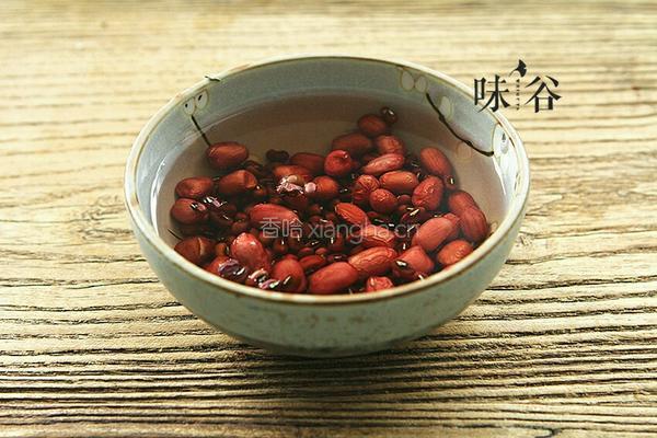 四红补血粥的做法图解2