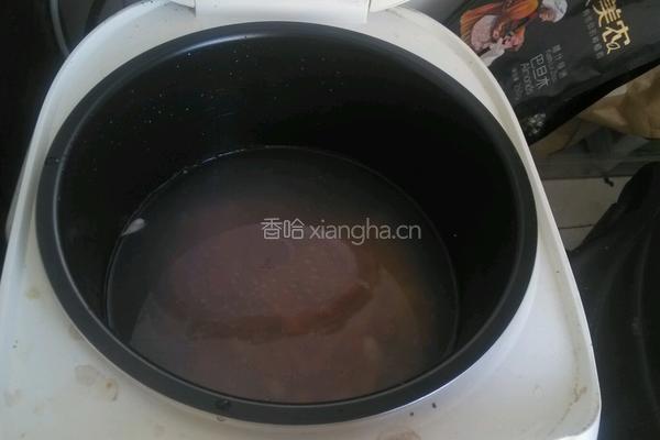 莲子百合薏仁汤的做法图解4