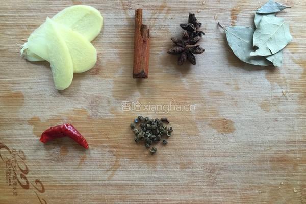 盐水煮毛豆的做法图解1
