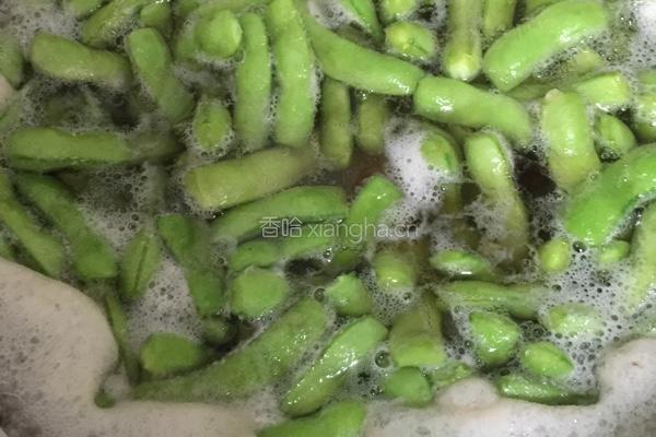 盐水煮毛豆的做法图解4